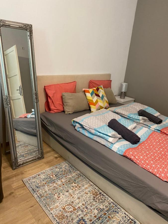 Habibi Apartman Budapeste Exterior foto