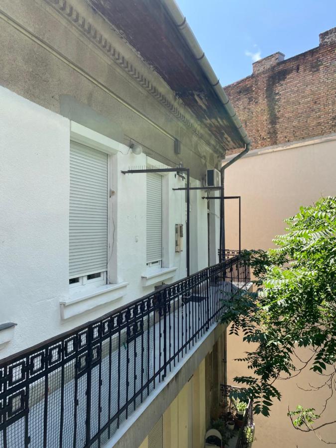 Habibi Apartman Budapeste Exterior foto